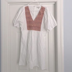 Brand new, never-worn Madewell embroidered poplin v-neck mini dress - Size small